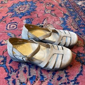 Dansko Kiera Women's Mary Jane Shoes